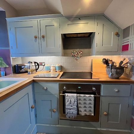 Quirky Highland Cottage With Stunning Views Fearn Lodge Zewnętrze zdjęcie